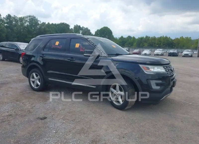 2017 Ford EXPLORER photo
