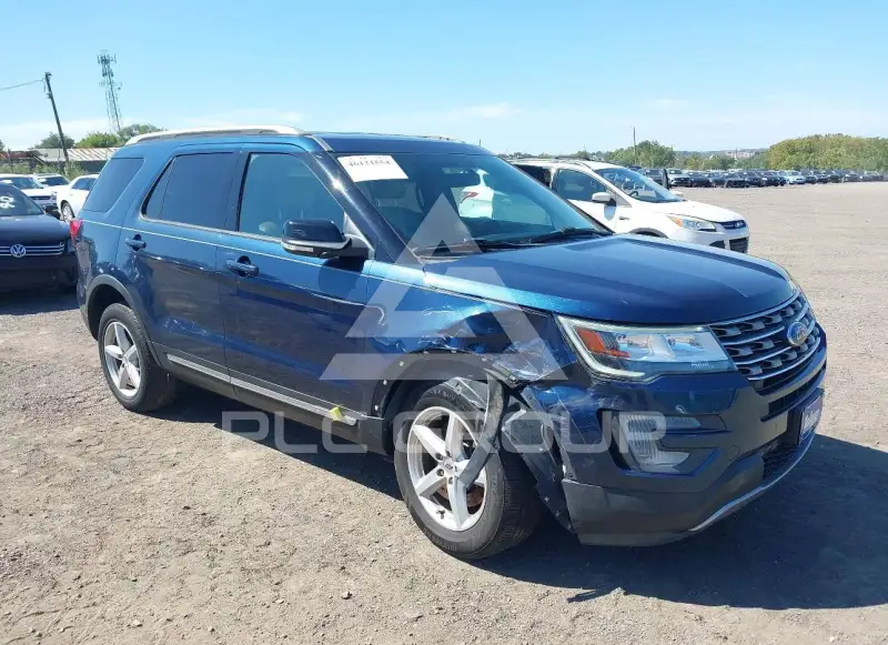 2017 Ford EXPLORER фото