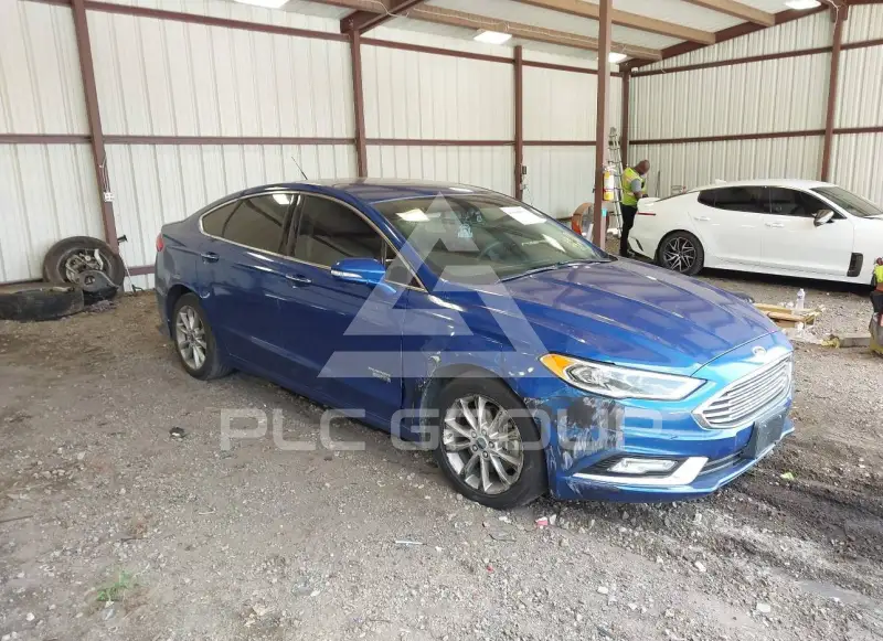 2017 Ford FUSION фото