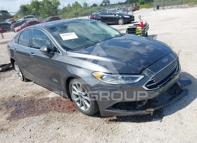 2017 Ford FUSION photo
