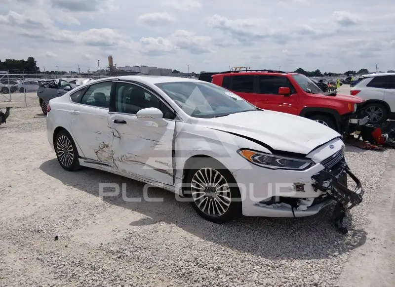 2017 Ford FUSION фото