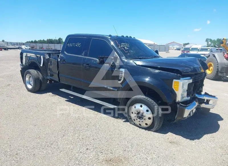 2017 Ford F-450 фото
