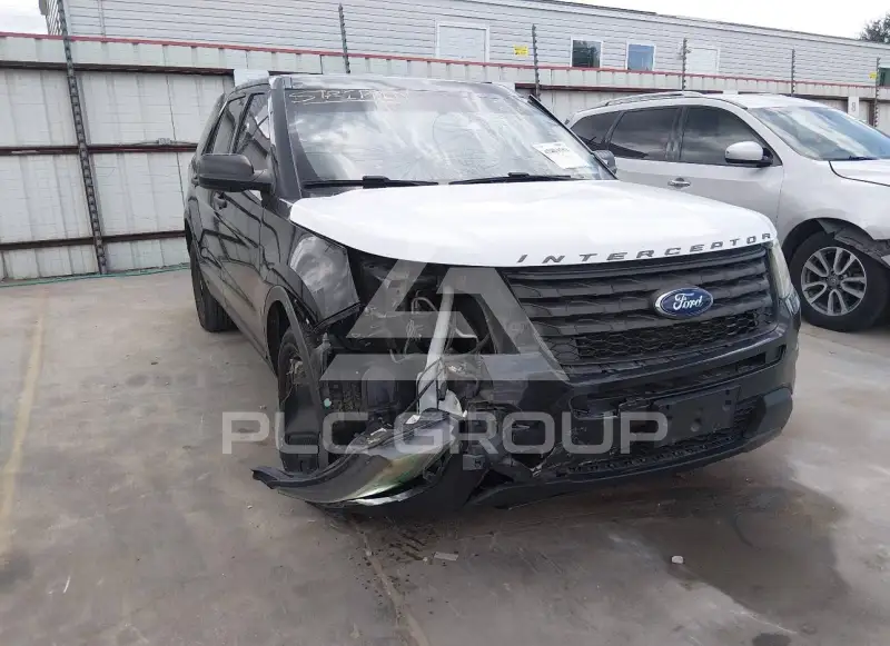2017 Ford POLICE photo