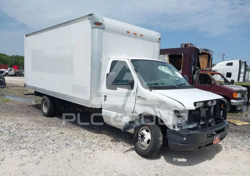 2017 Ford E-350 фото