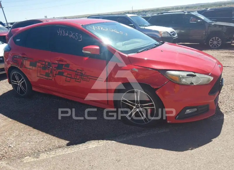 2017 Ford FOCUS фото