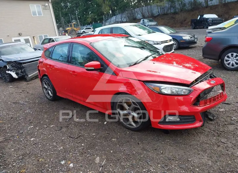 2017 Ford FOCUS фото