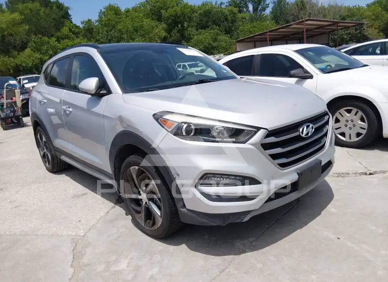 2017 Hyundai Tucson photo
