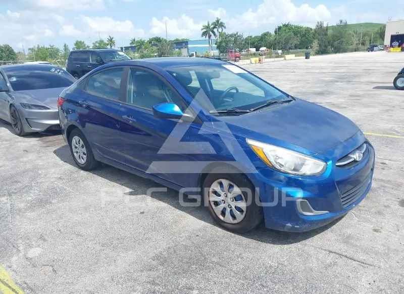 2017 Hyundai Accent photo