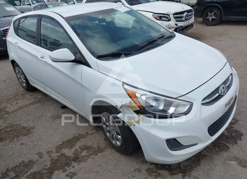 2017 Hyundai Accent photo