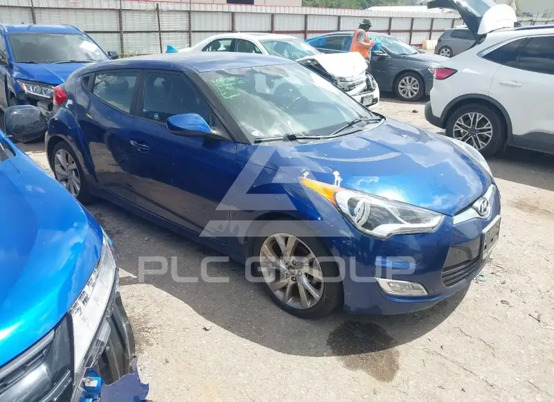 2017 Hyundai Veloster photo