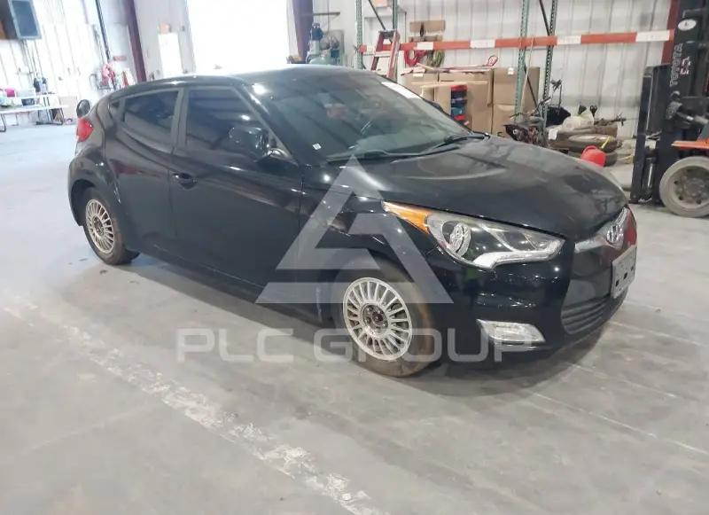 2017 Hyundai Veloster photo