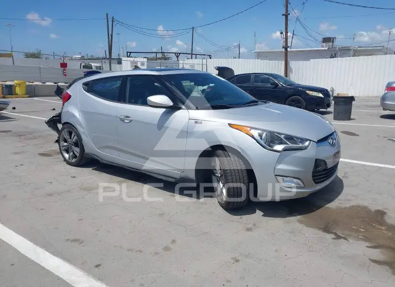 2017 Hyundai Veloster фото