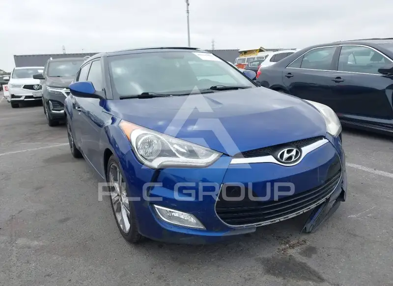 2017 Hyundai Veloster photo