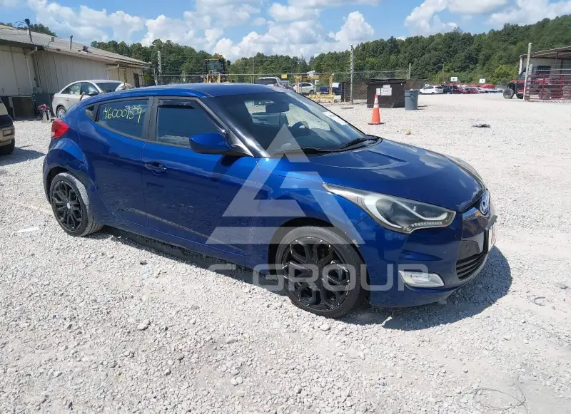 2017 Hyundai Veloster photo