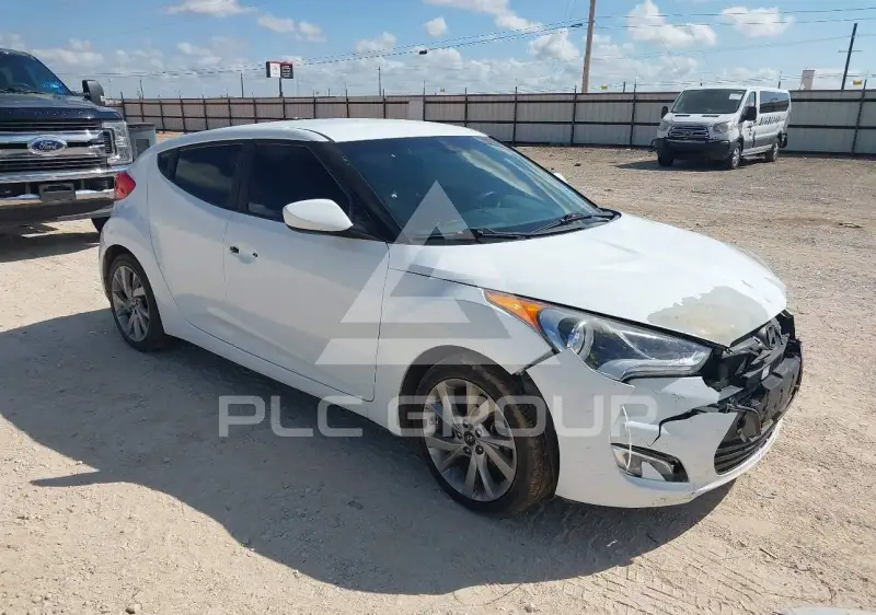 2017 Hyundai Veloster photo