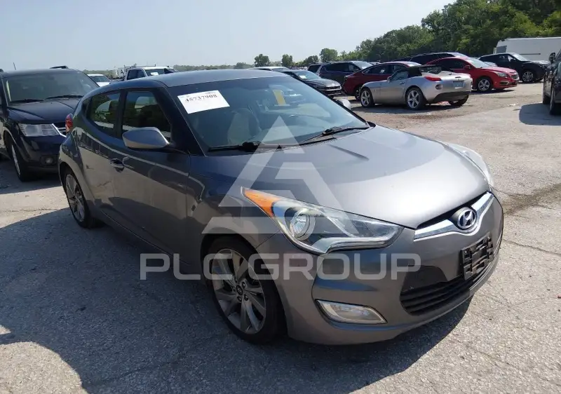 2017 Hyundai Veloster photo