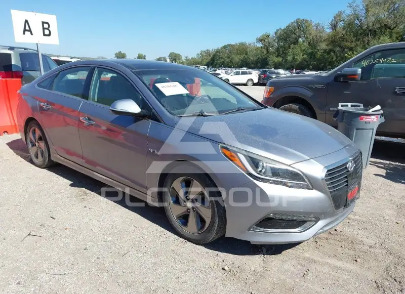2017 Hyundai Sonata photo