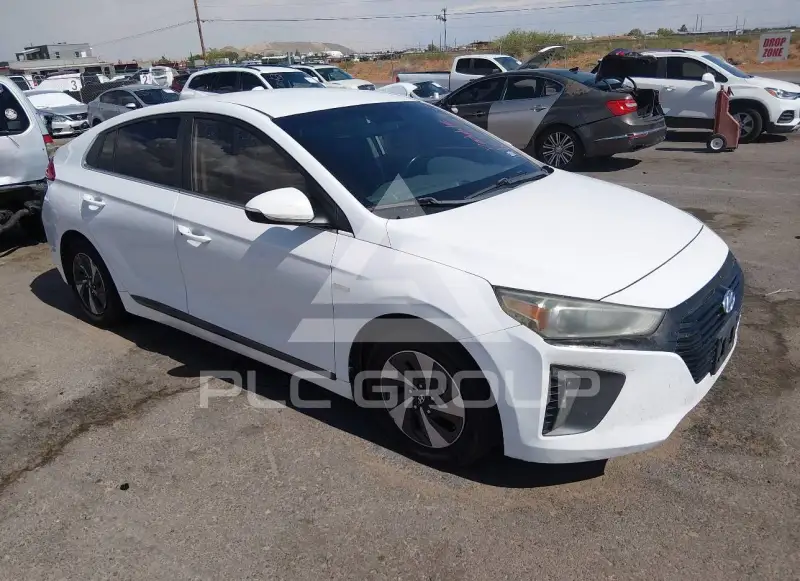 2017 Hyundai Ioniq photo