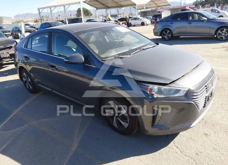 2017 Hyundai Ioniq photo