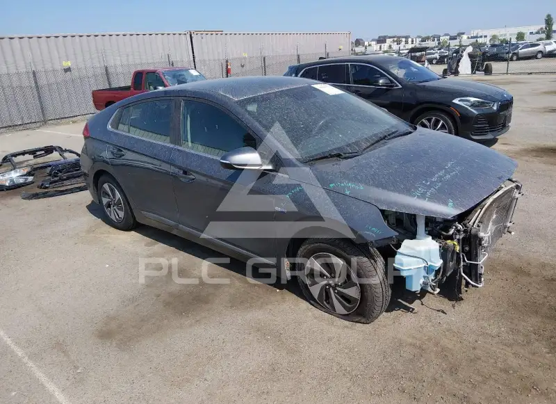 2017 Hyundai Ioniq photo