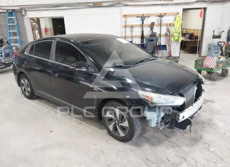 2017 Hyundai Ioniq photo