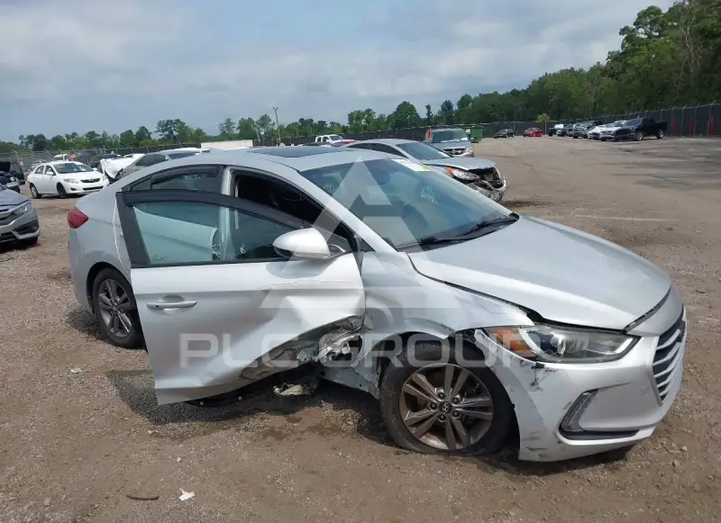 2017 Hyundai Elantra photo