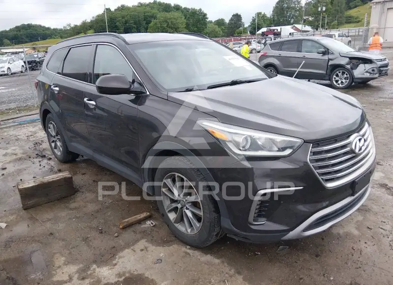 2017 Hyundai Santa Fe photo