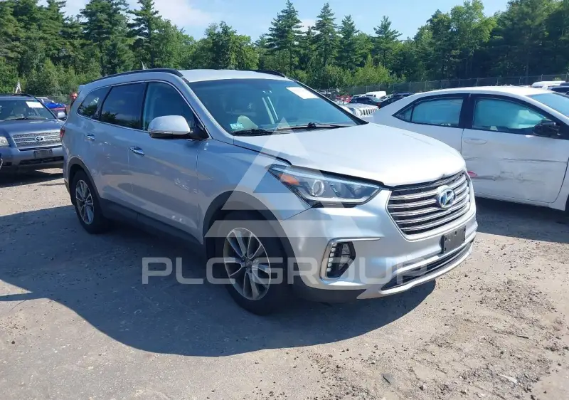 2017 Hyundai Santa Fe photo