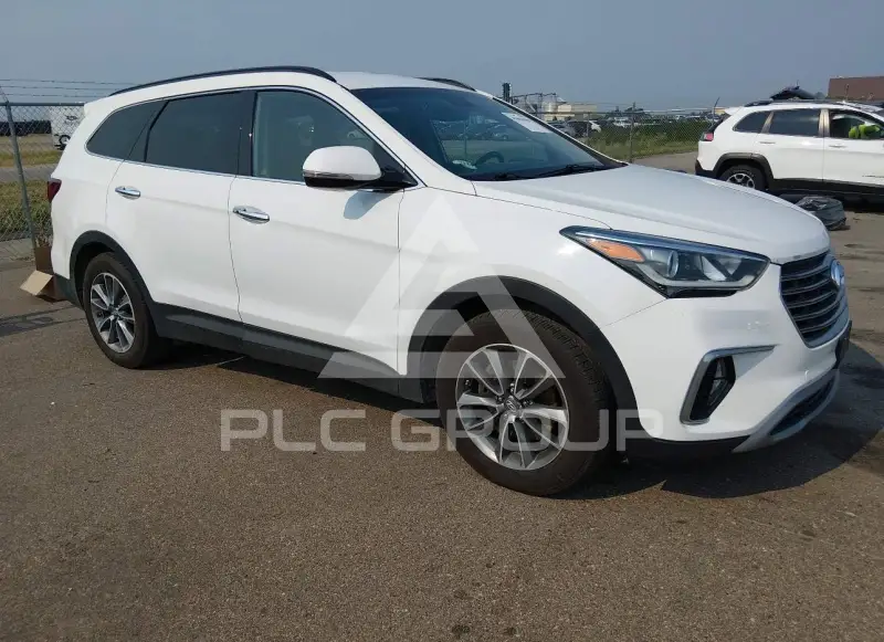 2017 Hyundai Santa Fe photo