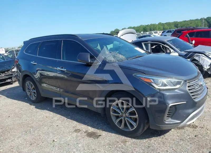 2017 Hyundai Santa Fe photo
