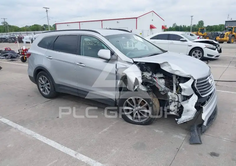 2017 Hyundai Santa Fe photo