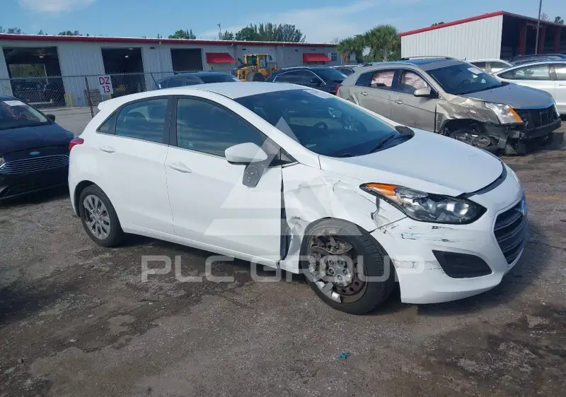 2017 Hyundai Elantra фото
