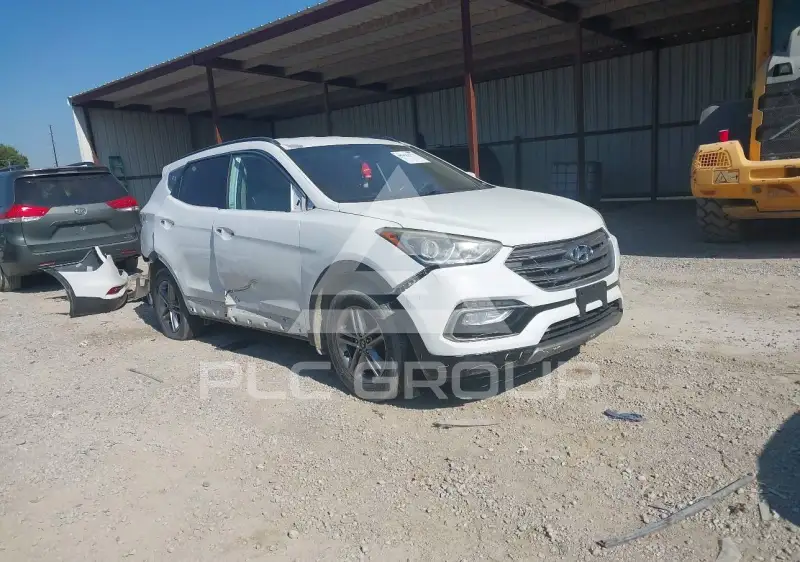 2017 Hyundai Santa Fe photo