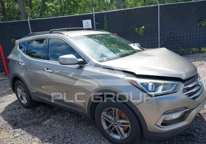 2017 Hyundai Santa Fe photo
