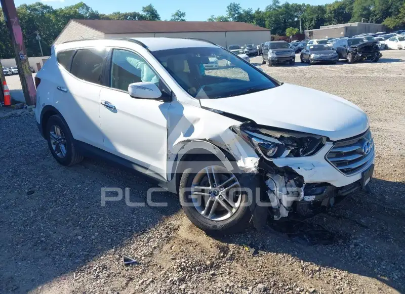 2017 Hyundai Santa Fe photo