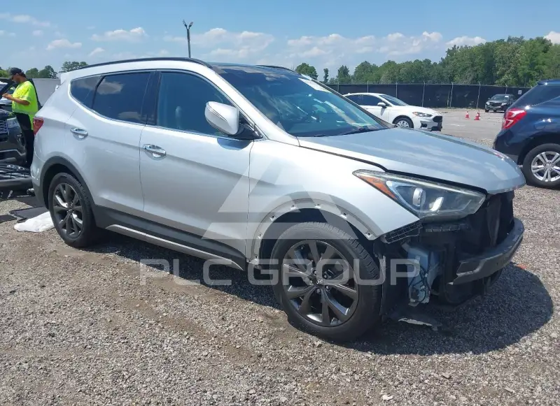 2017 Hyundai Santa Fe photo