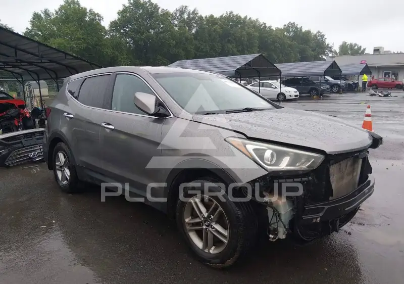 2017 Hyundai Santa Fe photo