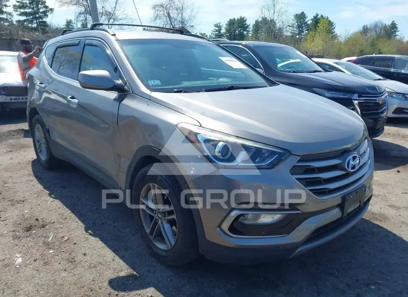 2017 Hyundai Santa Fe photo