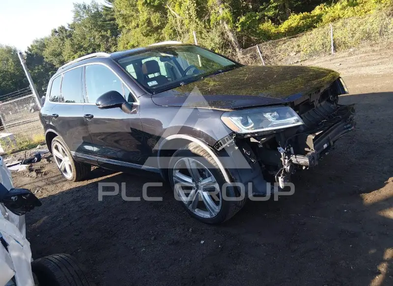 2017 Volkswagen Touareg фото