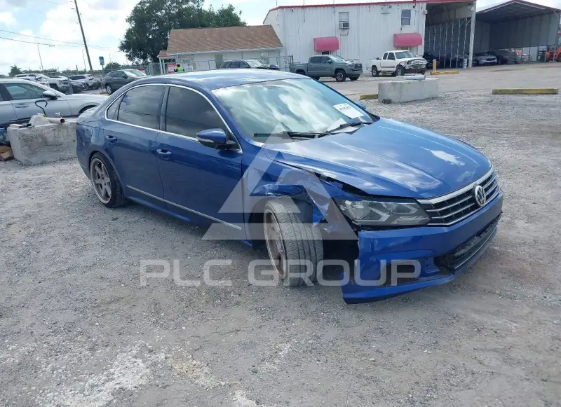 2017 Volkswagen Passat photo