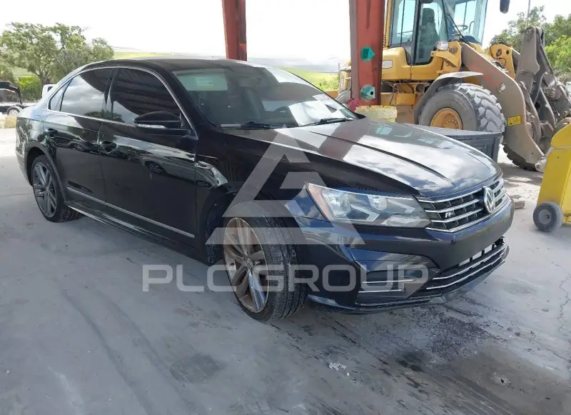2017 Volkswagen Passat фото