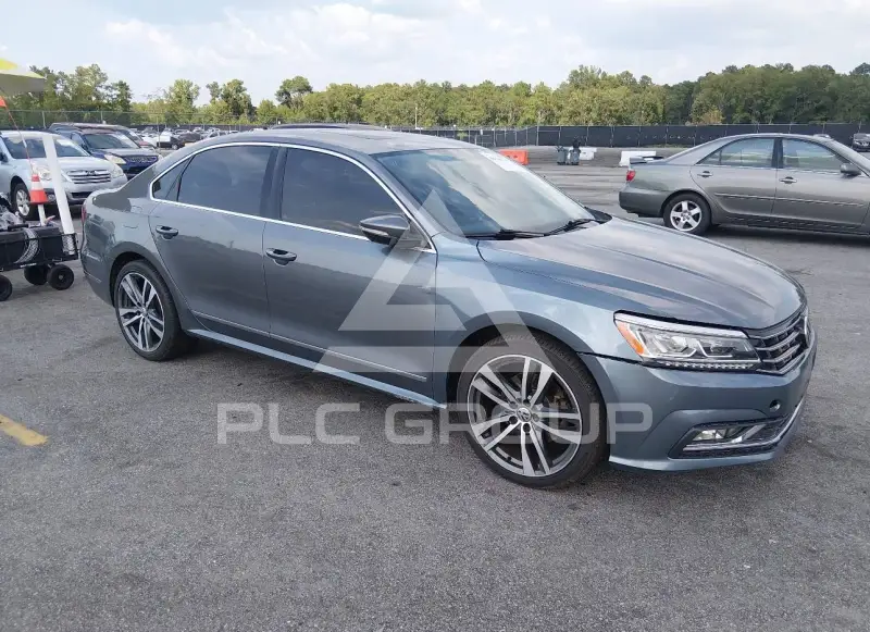 2017 Volkswagen Passat фото