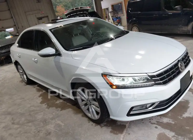 2017 Volkswagen Passat фото
