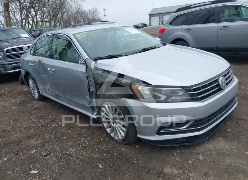 2017 Volkswagen Passat photo