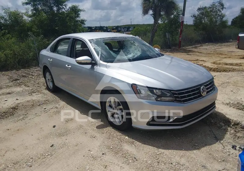 2017 Volkswagen Passat photo