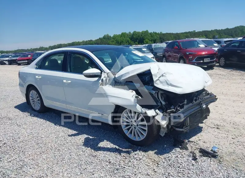 2017 Volkswagen Passat photo