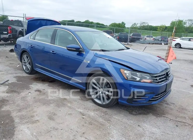 2017 Volkswagen Passat photo