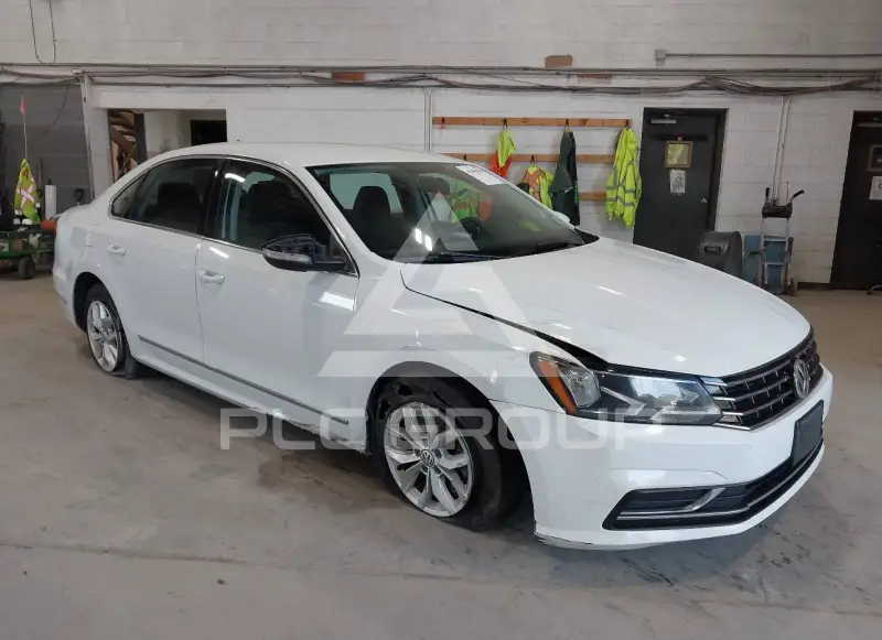 2017 Volkswagen Passat фото