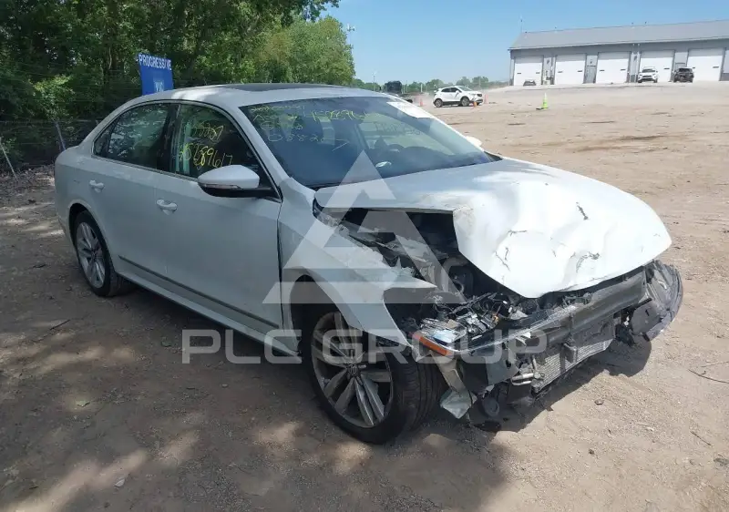2017 Volkswagen Passat photo