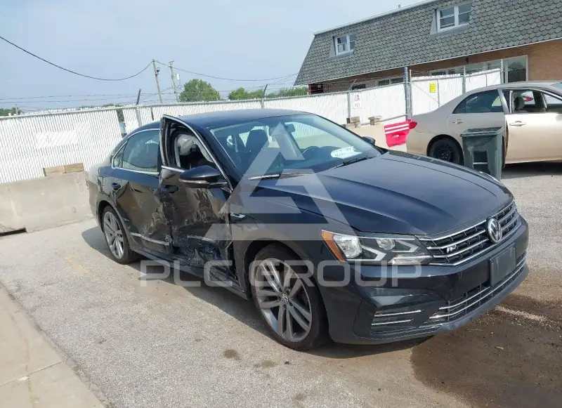 2017 Volkswagen Passat фото